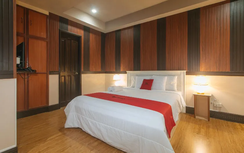 RedDoorz Plus at Canley Residential - Image 1