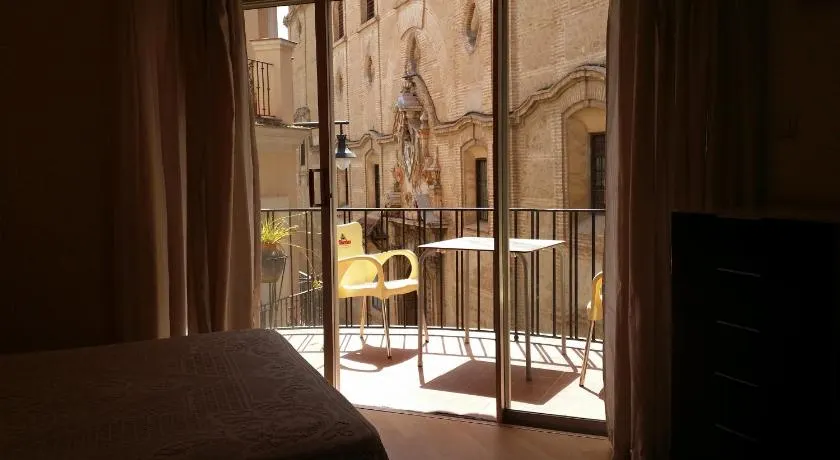 Hotel Mesón El Número Uno - Image 1