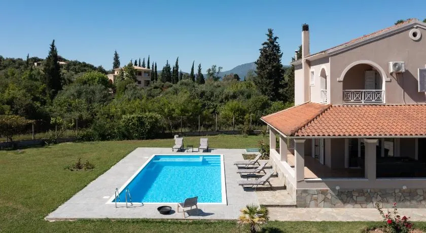Country Villa Verde - 2Floor Family Home - Image 1