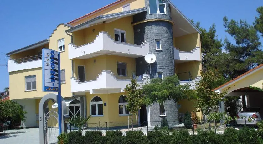 Apartments San - Image 1