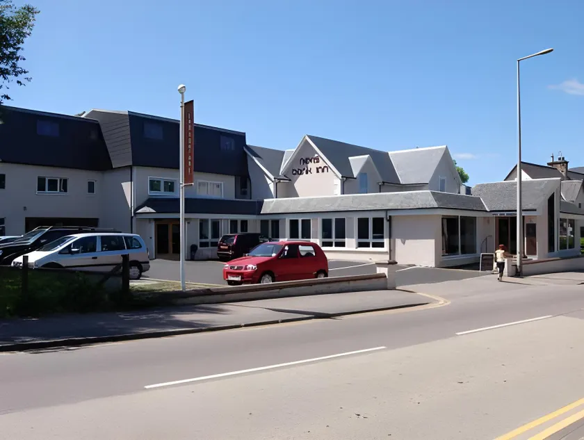 Nevis Bank Inn - Image 1