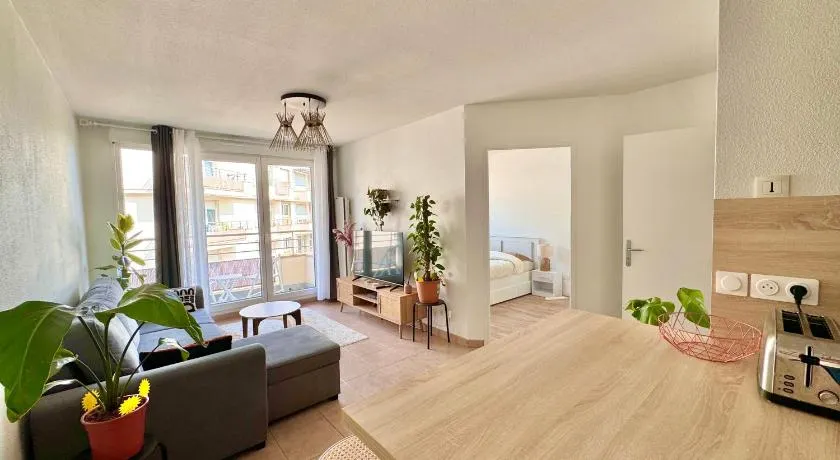Logement lumineux 10min Disney - Image 1