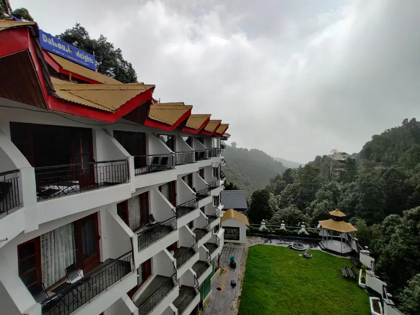 Dalhousie Heights - Image 1