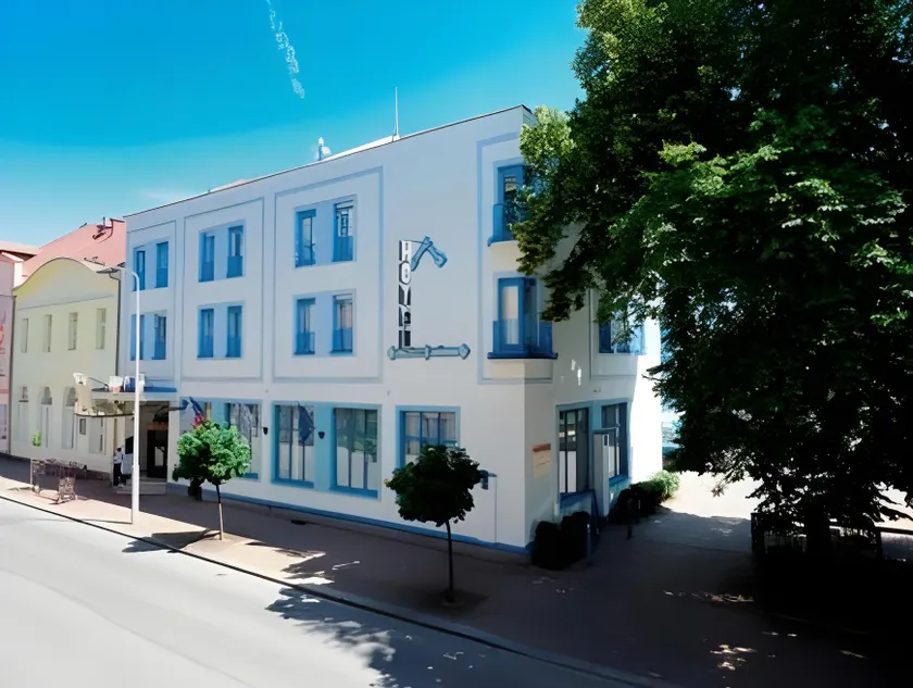 Hotel Zlatá Štika - Image 1