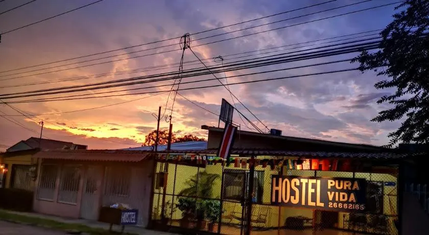 Hostel Pura Vida en Liberia - Image 1