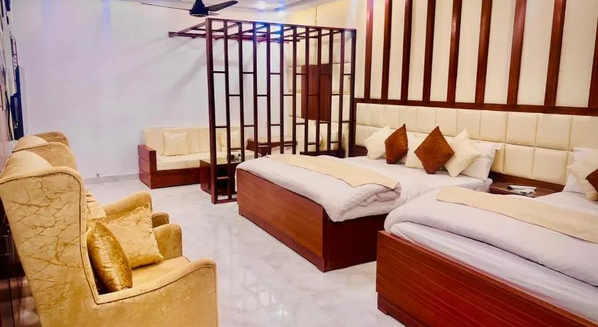 The Signature Hotel Multan - Image 1