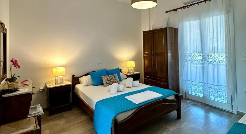 Angeliki's Studios Paros - Image 1