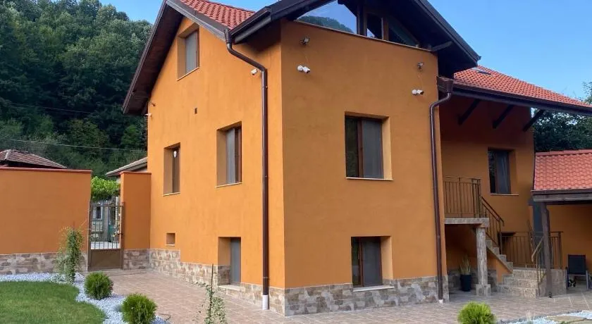 NOYA Guest Rooms - Image 1