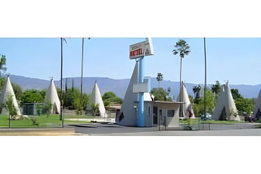 Wigwam Motel - Image 1