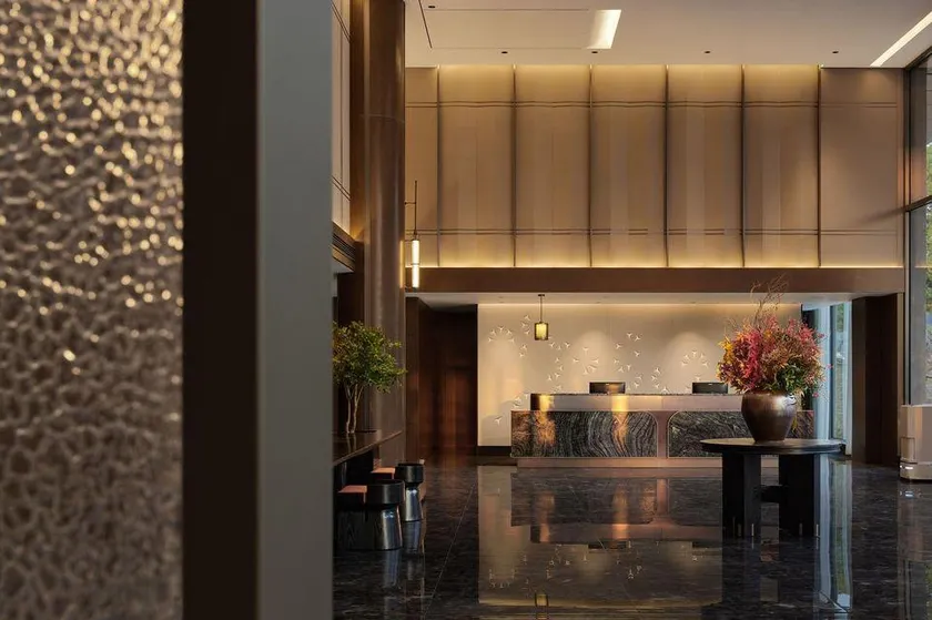 SHUMANTING HOTEL - Image 1