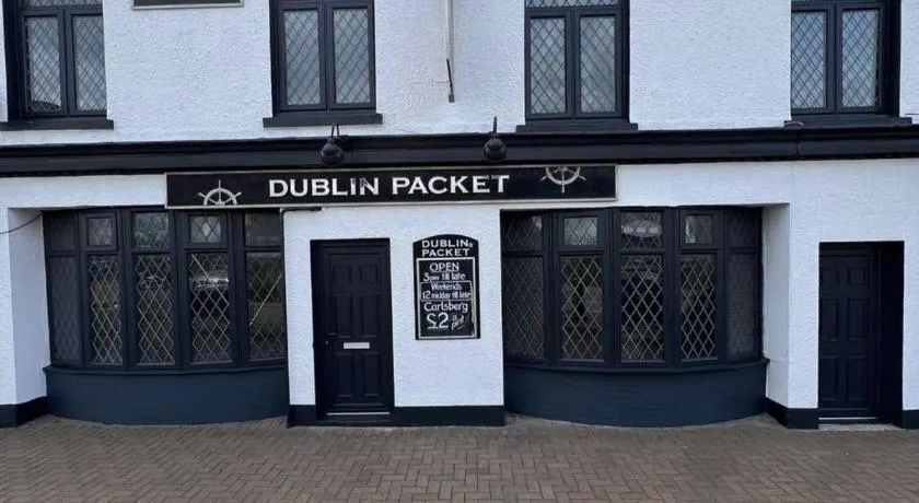 The dublin packet family room 4 - Image 1
