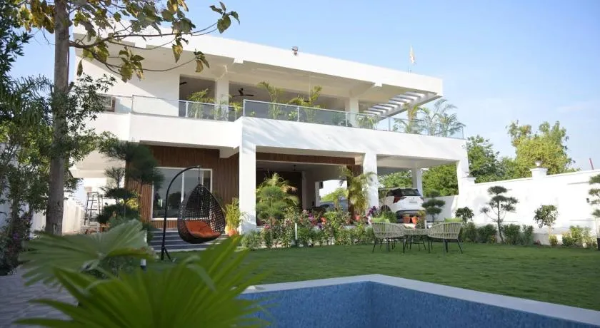 Kaashi Flora Whitehouse-9BHK - Image 1