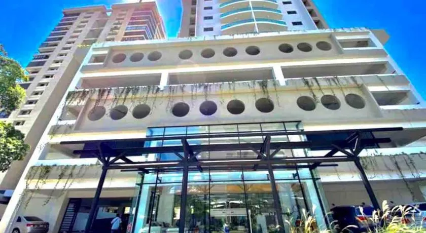 VIP DELUXE SUITE AND TOWER E11 POOL_GYM_SAUNE_WIFE - Image 1