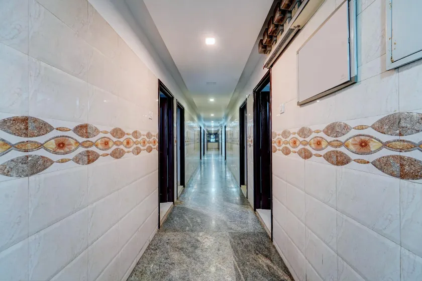Hotel O Elite Residency - Image 1