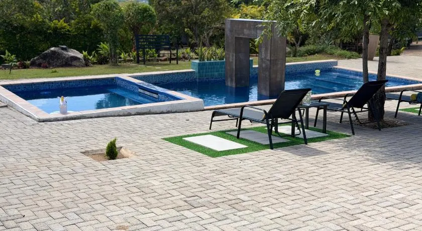 Yandheya Guest House - Image 1