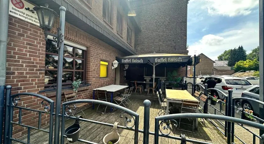 Ferdo Hotel - Image 1