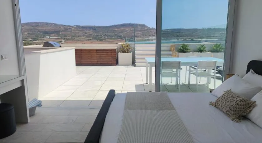 Panorama Lounge - Romantic Getaway with private pool - Image 1
