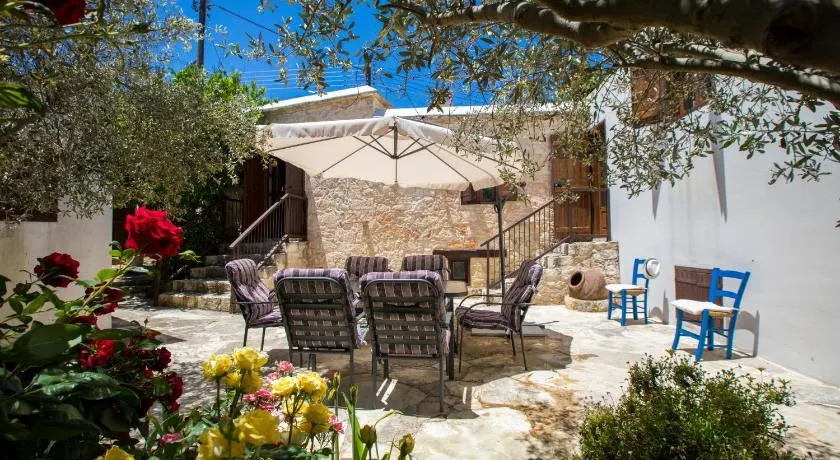 DROUSHIA CORNER HOUSE - Image 1