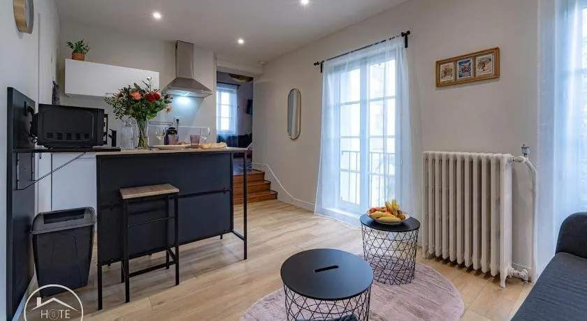 Romantic Suite Bellevue et Parking - Image 1