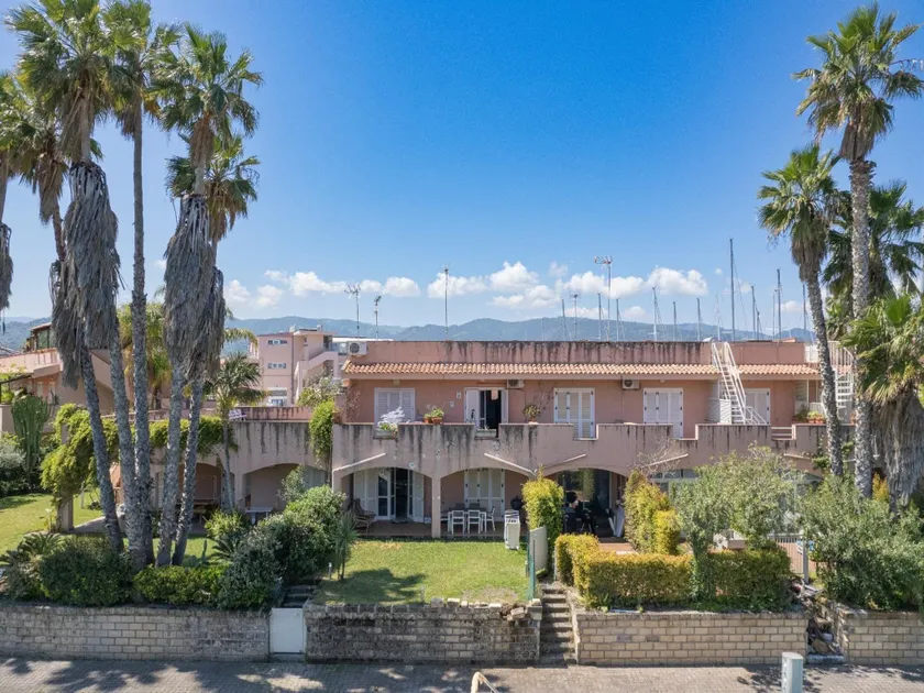 Apartment Portorosa Residence - Image 1