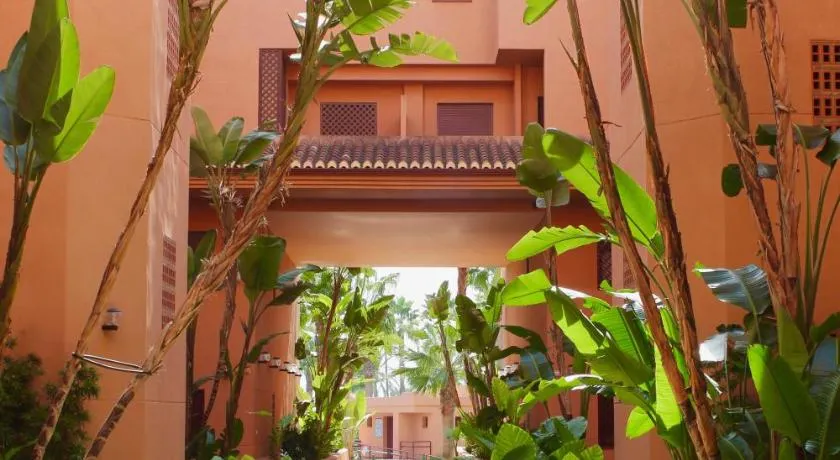 Apartamento Playa y Golf con PARKING INCLUIDO - Image 1
