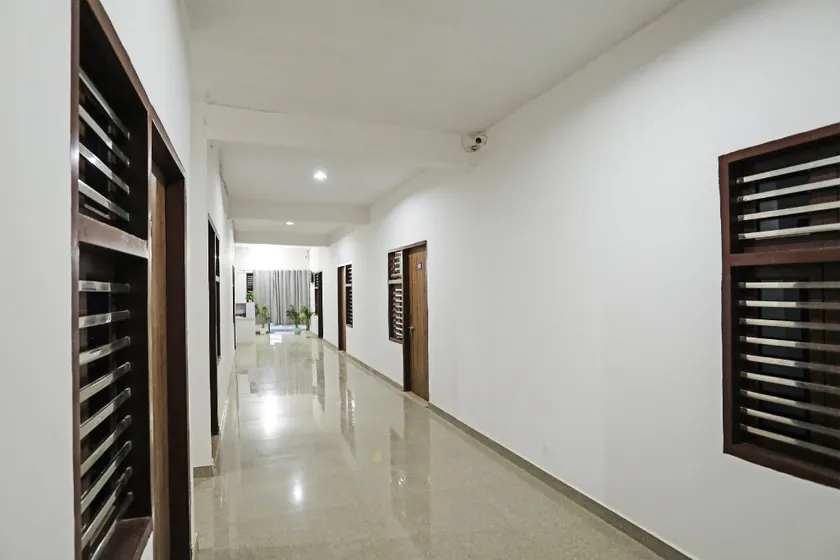 Hotel O Yuvraj Plaza - Image 1