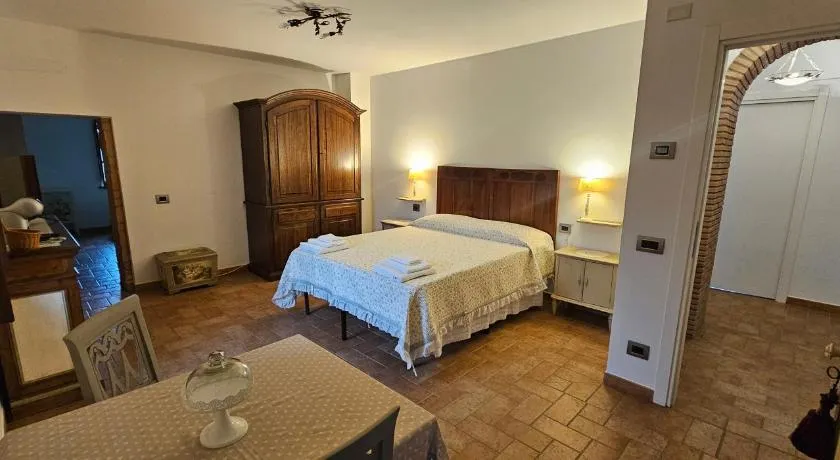 Poggio Cortese - Image 1