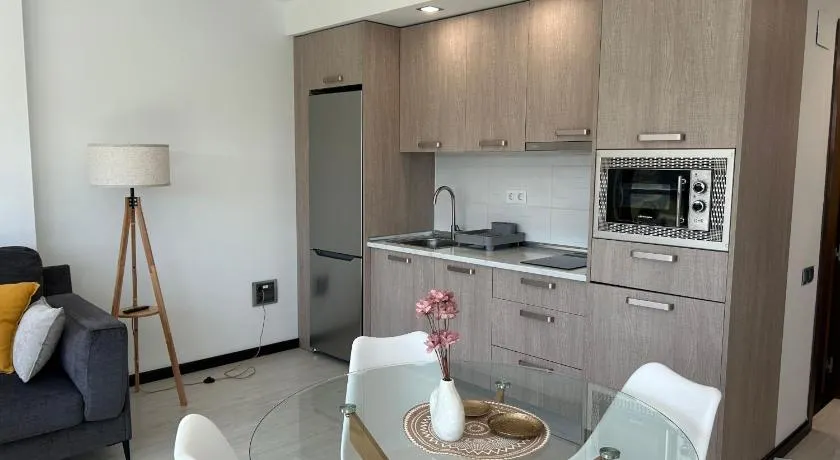 Apartamento parking y piscina incluido - Image 1