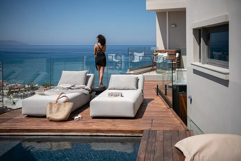 Acro Luxury Sea View Villa with Panoramic Views in Chania – Alectrona Living Crete - Image 1
