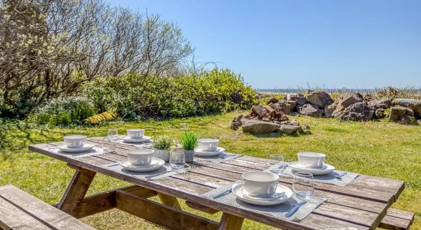 Rustic Retreat - Image 1