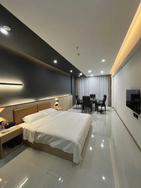 Qiyun Esports Hotel (Wanda Plaza Branch) - Image 1