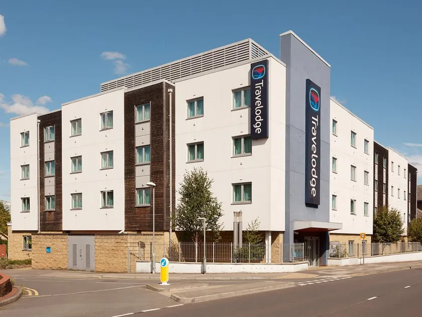 Travelodge Bracknell Central - Image 1