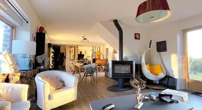 Chambres d'hôtes vive l'instant à Saint-Hélen - Image 1