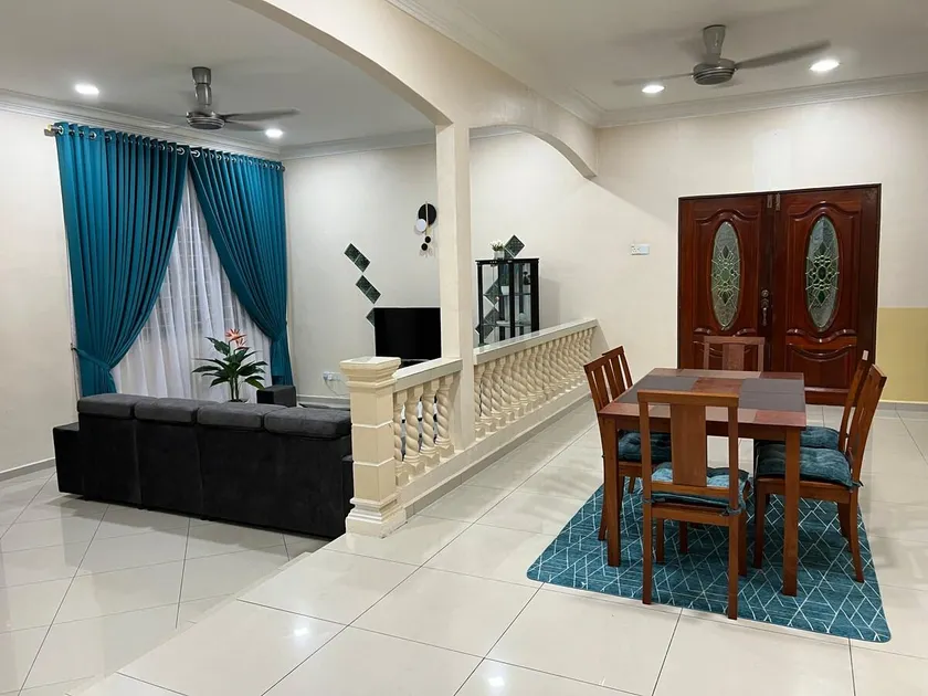Mutiara Villa Homestay - Comfort Away From Home - Image 1