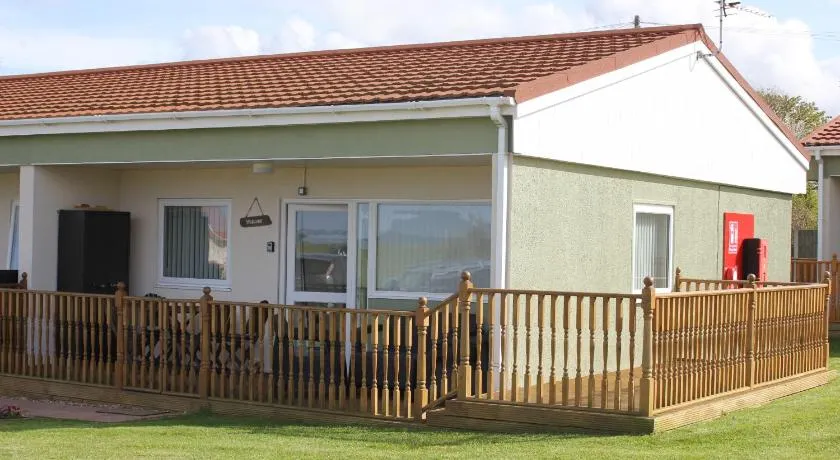 Seaview Cottage - Image 1