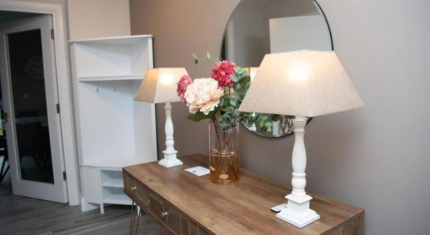 Luxury 3 bed town house Dog friendly - Image 1