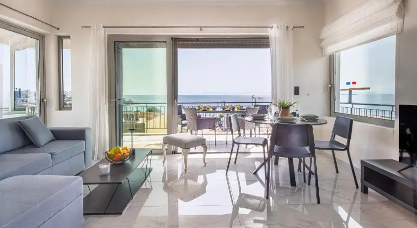 Era Suites Lagonisi - Image 1