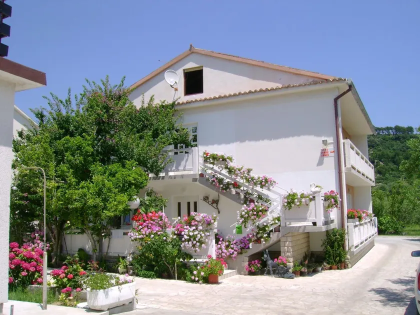 Apartment Rezikica A1 Palit, Island Rab - Image 1