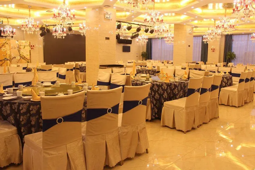 Huaheng International Hotel - Image 1