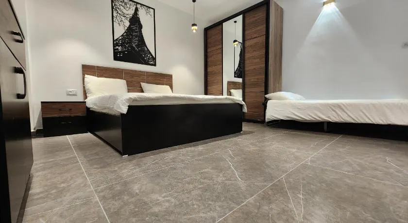 ZOZO Guesthouse - Image 1