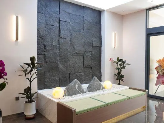 YUN CHEN HOTEL - Image 1