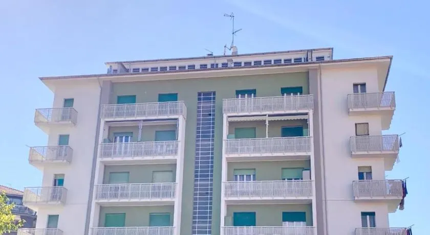 Hh Hermoso Housing Via Paietta - Image 1