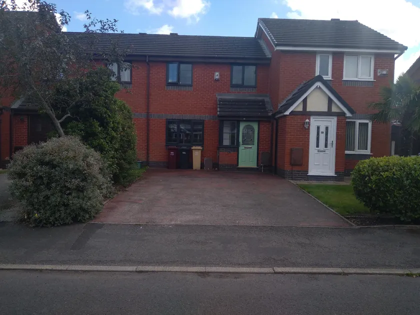 SEVENOAKS - Image 1
