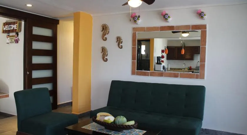 Cande's Apartments - Image 1