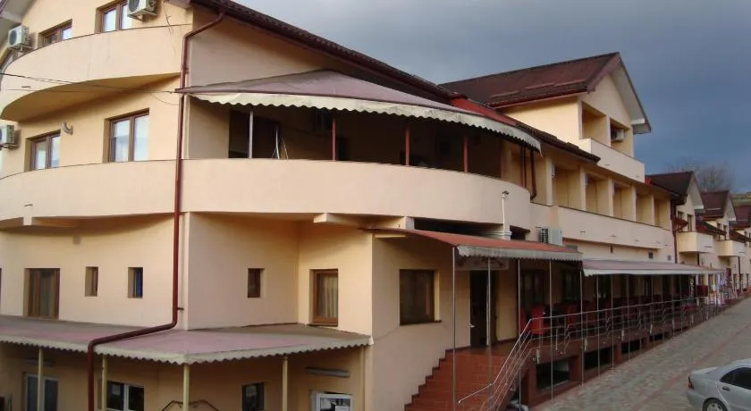Hotel Martisorul - Image 1