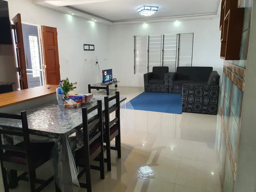 Family Homestay with 3 Bedrooms - Image 1