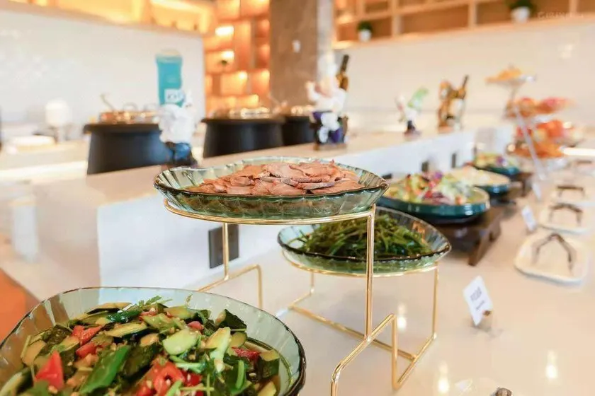 Ark Smart Hotel - Image 1