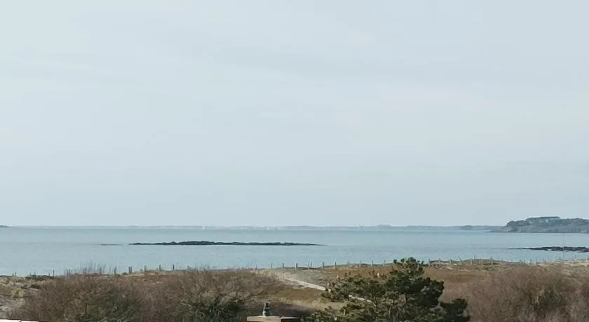 Appartement vue mer exceptionnelle à 100m très belle plage - Image 1