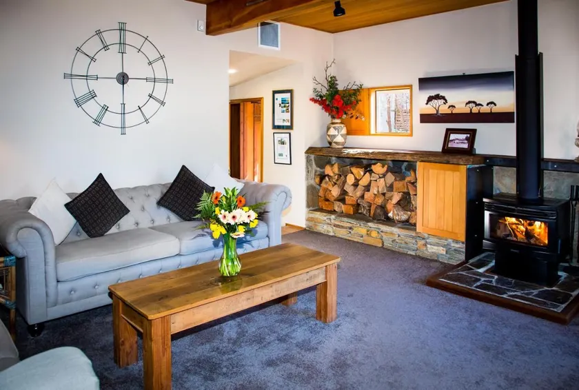Te Wanaka Lodge - Image 1