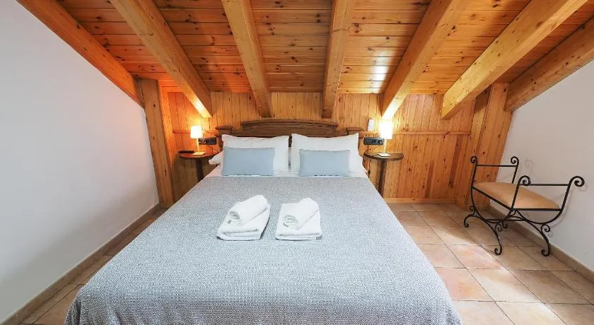 Apartamentos Fogaron - Image 1